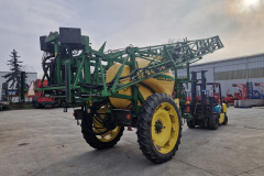 John-Deere-832-permetezo-2000-1