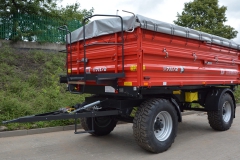 MF farming-trailer_T711-2_1