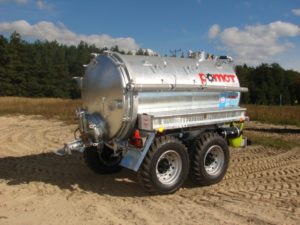 woz asenizacyjny 6700 litrow pomot 1
