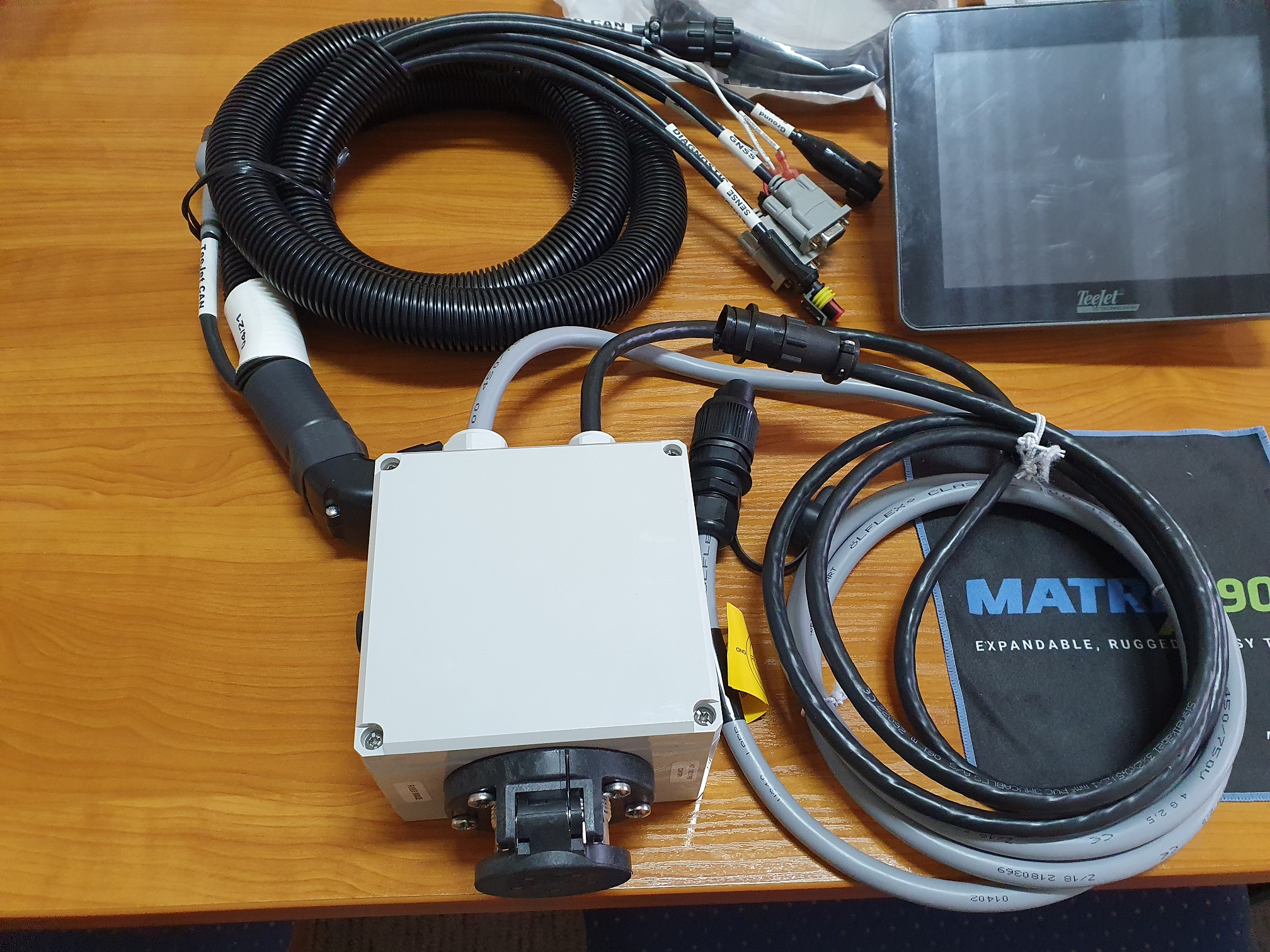 Teejet Matrix 908 ISO+JB sorvezető - SZEGÁNA Kft.