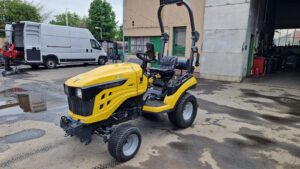 avenger 22 hst traktor 2021 0